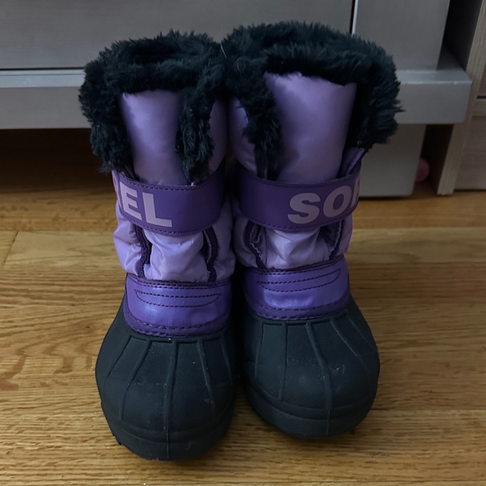 Sorel Kids' Purple and Black Snow Boots
